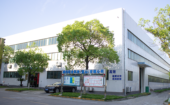 拥有10000㎡厂房  自动化生产设备  产能8000台/月