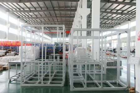 4545铝型材在系统设备机架中的应用与实践