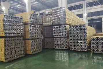 铝型材框架特殊功能需求选型:防静电·内置线槽·密封防尘 铝型材框架特殊功能需求选型:防静电·内置线槽·密封防尘