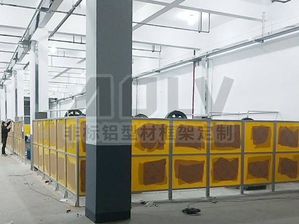 工厂车间电箱防护围栏.png 工厂车间电箱防护围栏.png